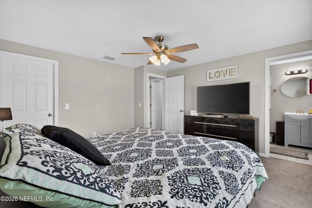 12240 CHIPPENHAM Court, Jacksonville, FL 32225