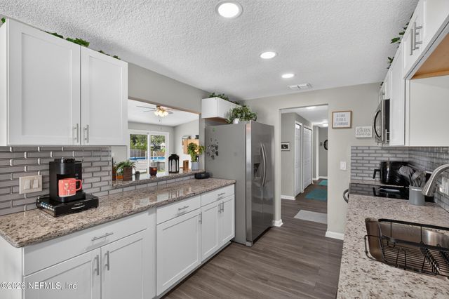 12240 CHIPPENHAM Court, Jacksonville, FL 32225