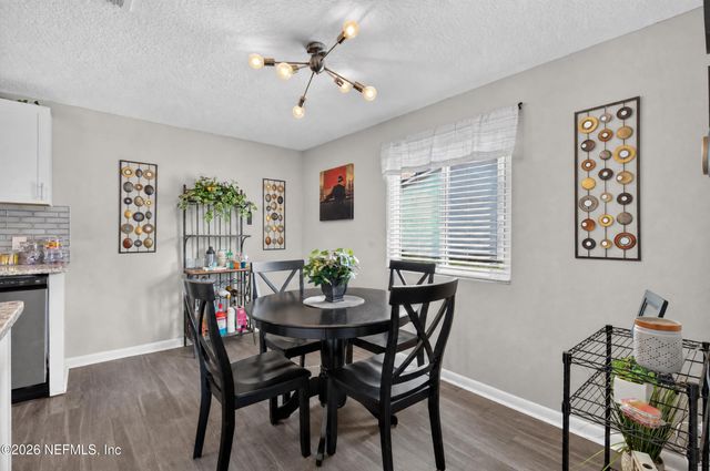 12240 CHIPPENHAM Court, Jacksonville, FL 32225