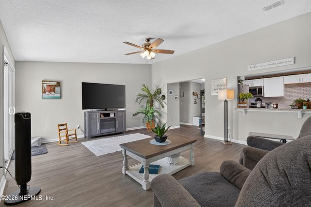 12240 CHIPPENHAM Court, Jacksonville, FL 32225