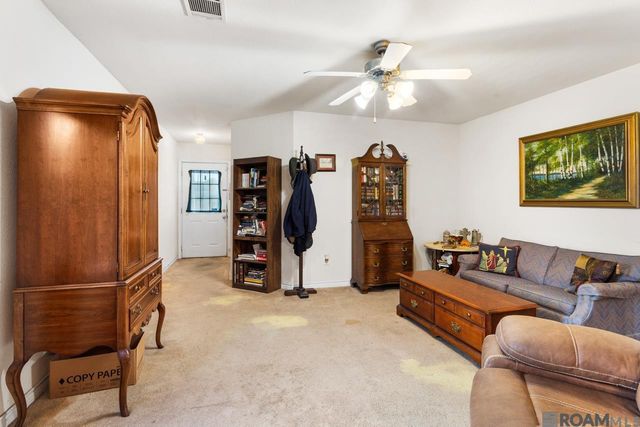 23907 Southpark Ln, Denham Springs, LA 70726