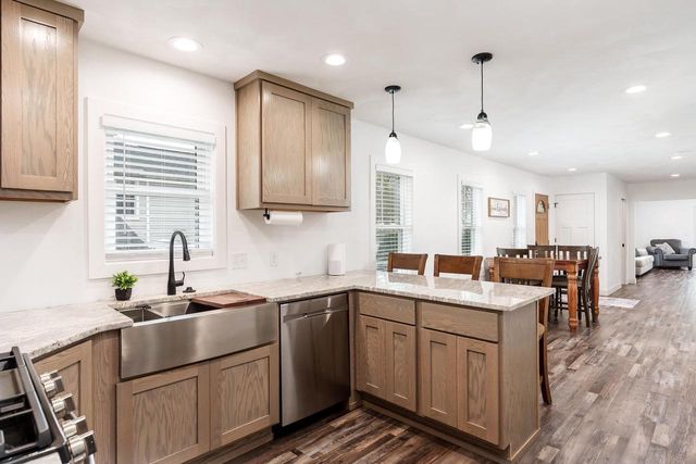 1729 E Road 5, Edgerton, WI 53534