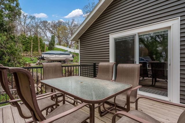 1729 E Road 5, Edgerton, WI 53534