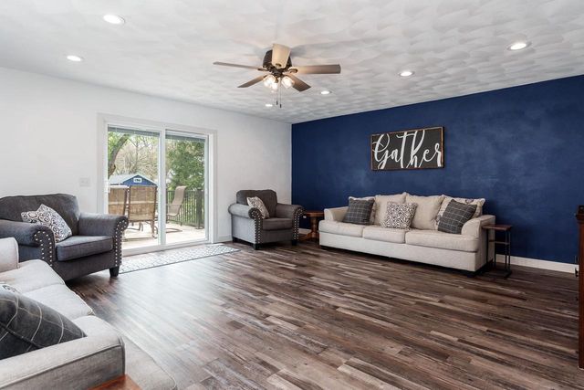 1729 E Road 5, Edgerton, WI 53534