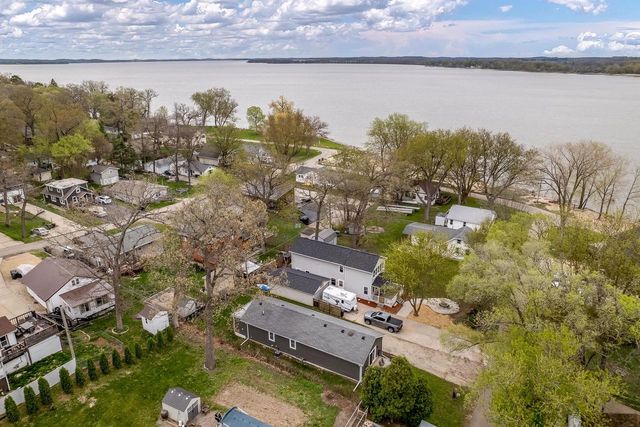 1729 E Road 5, Edgerton, WI 53534