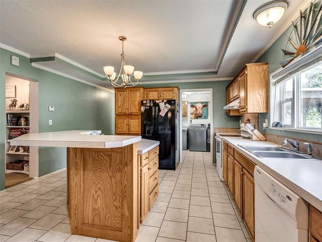 8433 Bradshaw Lane, Noble, OK 73068