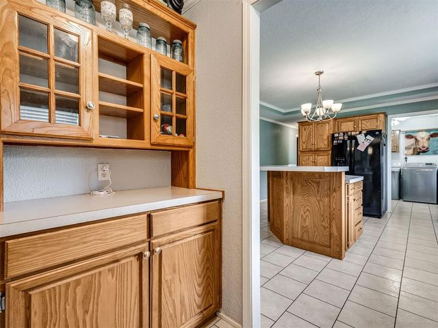 8433 Bradshaw Lane, Noble, OK 73068