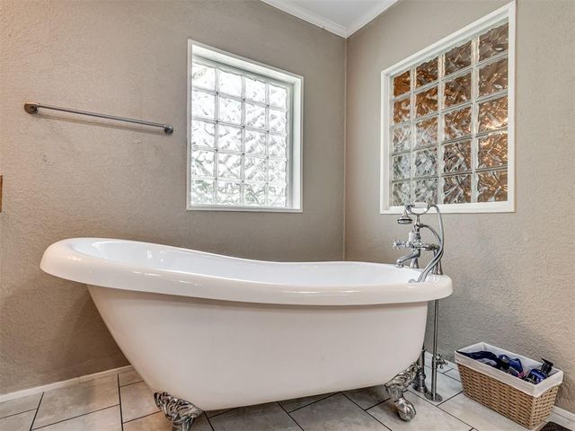 8433 Bradshaw Lane, Noble, OK 73068