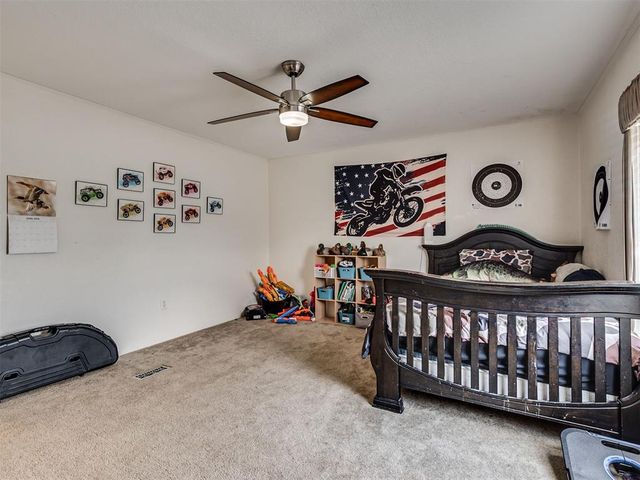 8433 Bradshaw Lane, Noble, OK 73068