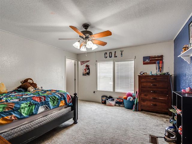 8433 Bradshaw Lane, Noble, OK 73068