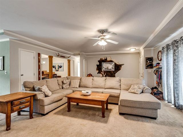 8433 Bradshaw Lane, Noble, OK 73068