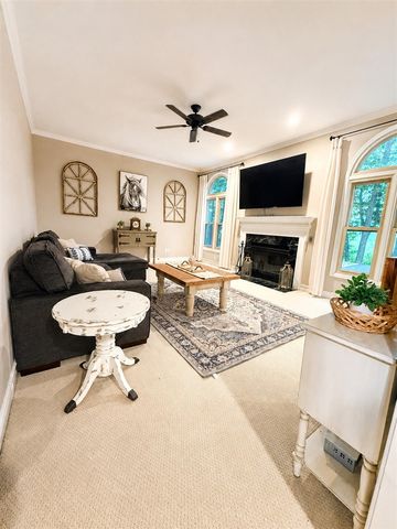 244 Indian Trail, Lake Orion, MI 48362