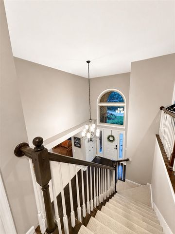244 Indian Trail, Lake Orion, MI 48362