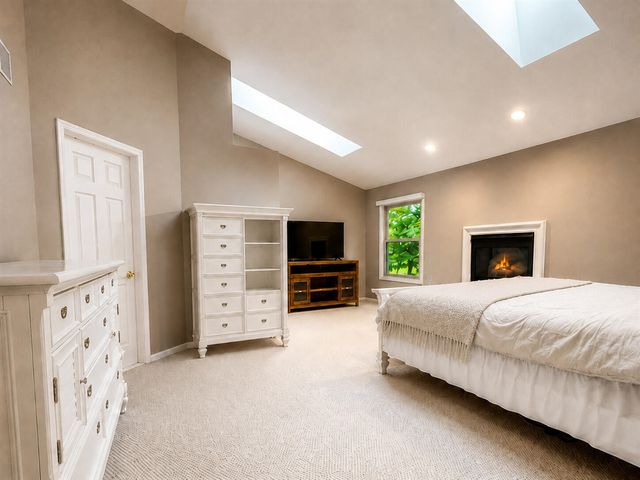 244 Indian Trail, Lake Orion, MI 48362