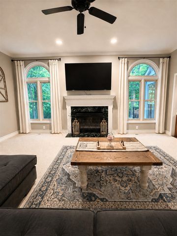 244 Indian Trail, Lake Orion, MI 48362