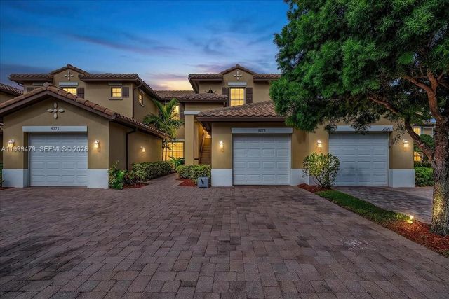 8275 NW 127th Ln 34-F, Parkland, FL 33076