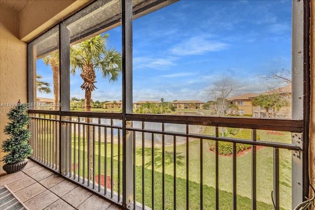 8275 NW 127th Ln 34-F, Parkland, FL 33076