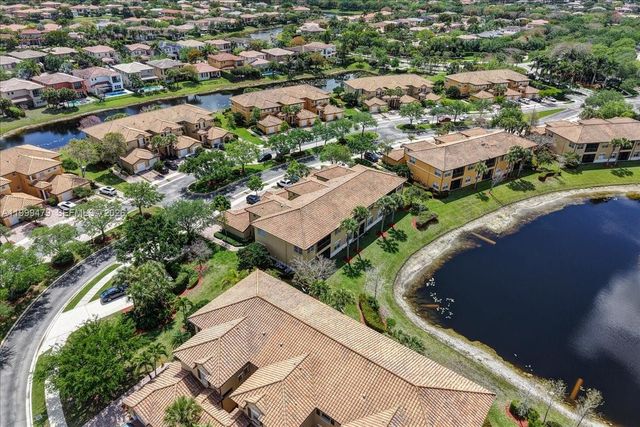 8275 NW 127th Ln 34-F, Parkland, FL 33076
