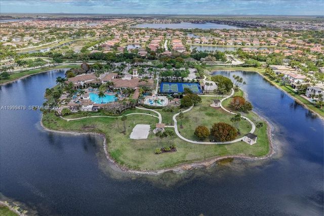 8275 NW 127th Ln 34-F, Parkland, FL 33076