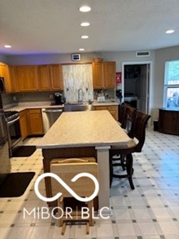 9045 Stones Bluff Place, Camby, IN 46113