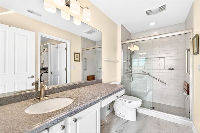 542 Fair Meadow Dr, Chartiers, PA 15301