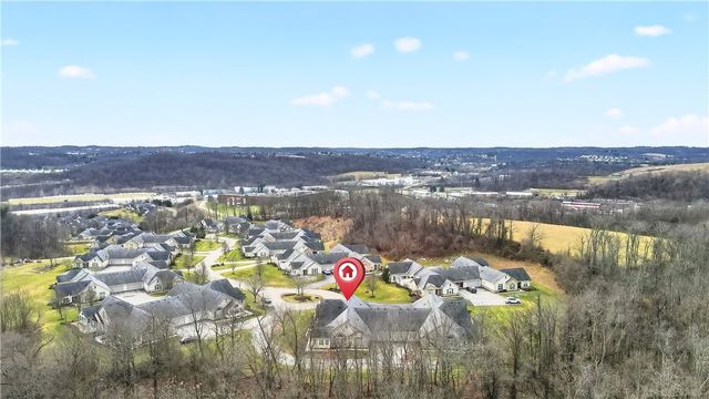 542 Fair Meadow Dr, Chartiers, PA 15301