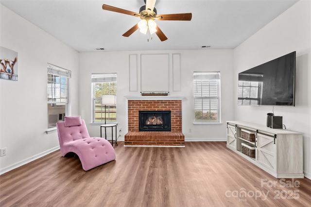 1413 Lockhart Place NW, Concord, NC 28027