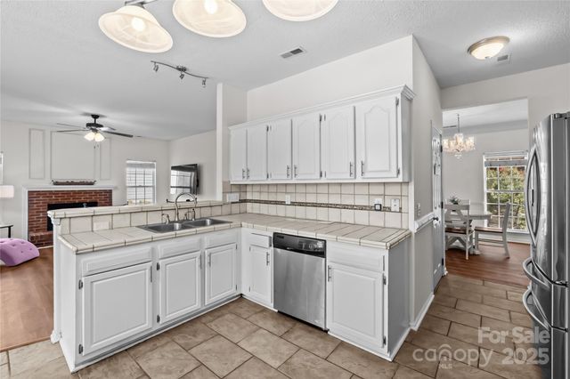 1413 Lockhart Place NW, Concord, NC 28027