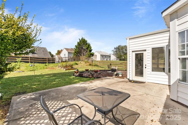 1413 Lockhart Place NW, Concord, NC 28027