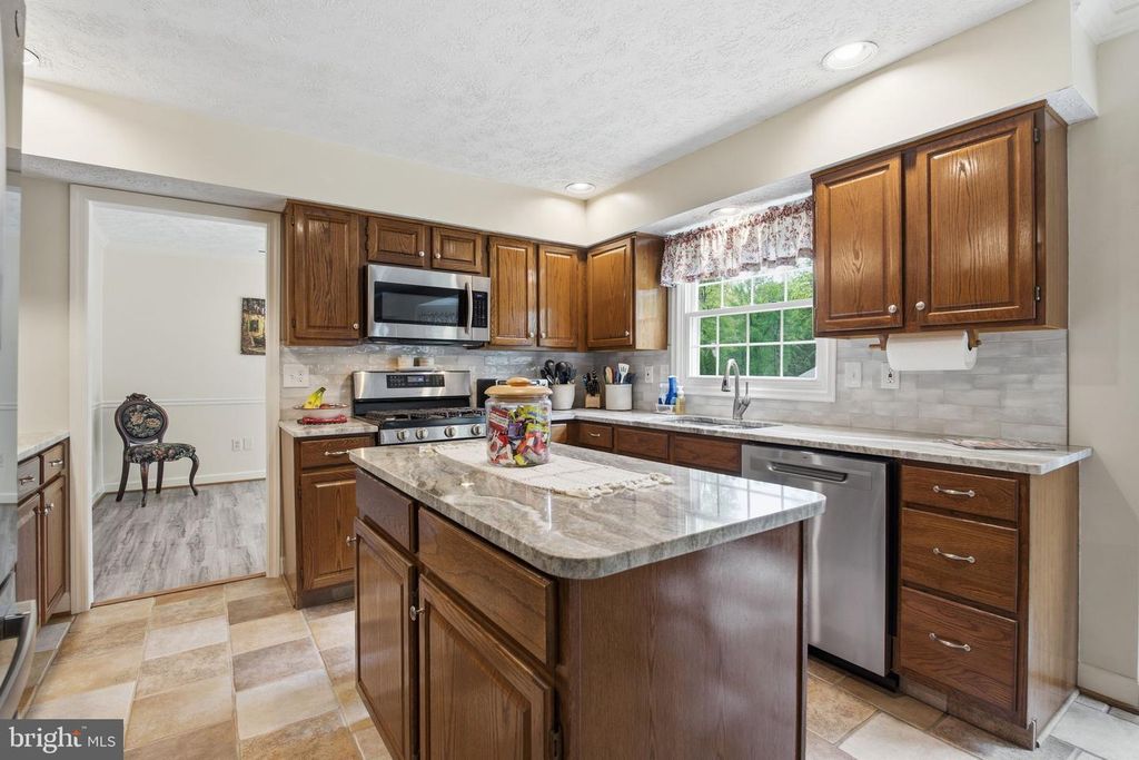 Image 17 of property listing at 817 PEPPARD DR, Bel Air, MD 21014
