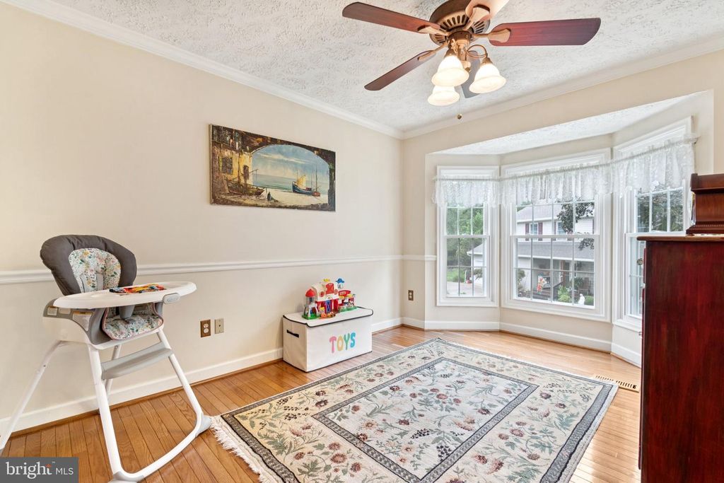 Image 6 of property listing at 817 PEPPARD DR, Bel Air, MD 21014