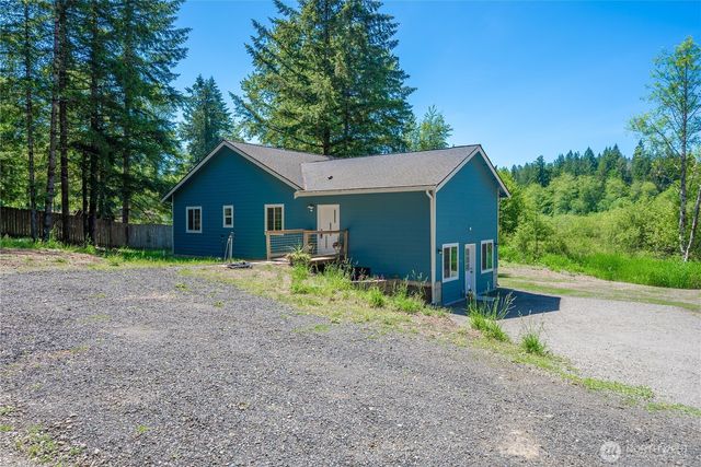 145 Lewis Road W, Seabeck, WA 98380
