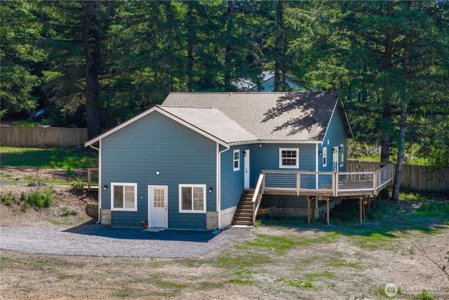 145 Lewis Road W, Seabeck, WA 98380