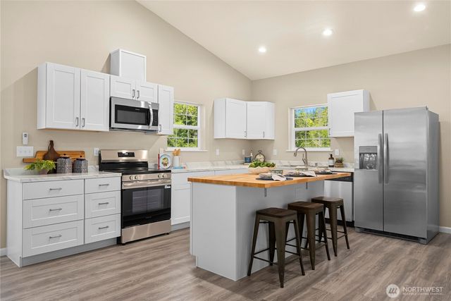 145 Lewis Road W, Seabeck, WA 98380