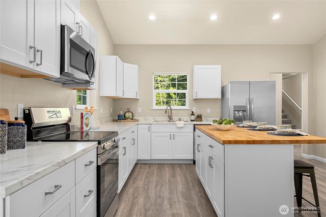 145 Lewis Road W, Seabeck, WA 98380