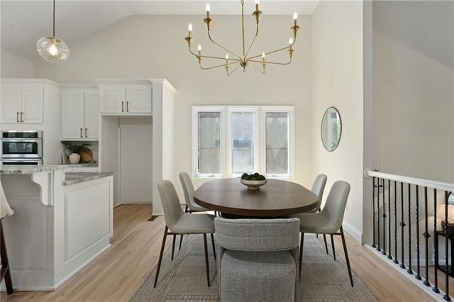 5621 W 151st Terrace, Overland Park, KS 66223