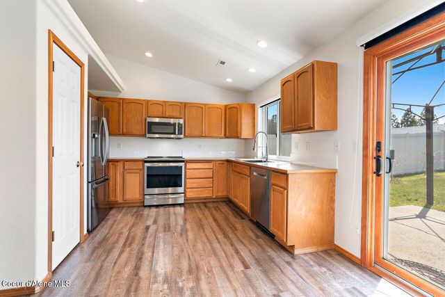2998 W VERSAILLES DR, Coeur D'alene, ID 83815