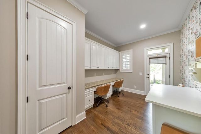 5725 Sunburst Drive, Powder Springs, GA 30127