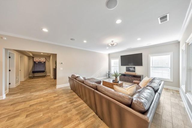 5725 Sunburst Drive, Powder Springs, GA 30127