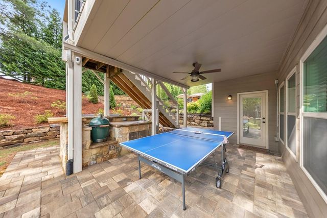 5725 Sunburst Drive, Powder Springs, GA 30127
