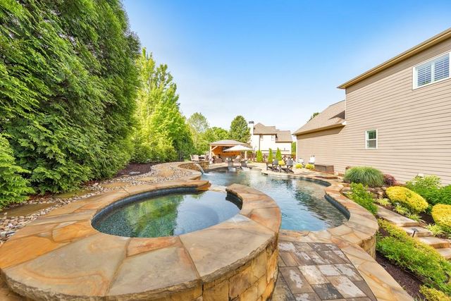 5725 Sunburst Drive, Powder Springs, GA 30127