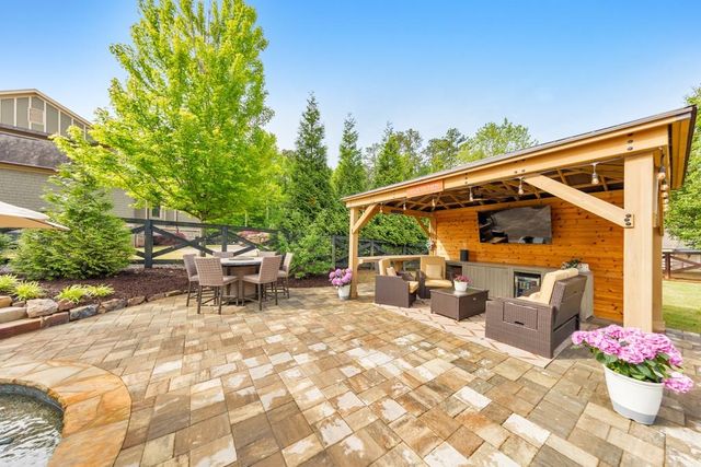 5725 Sunburst Drive, Powder Springs, GA 30127
