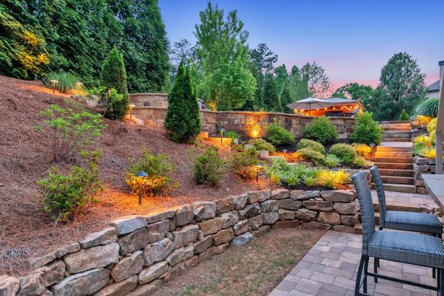 5725 Sunburst Drive, Powder Springs, GA 30127