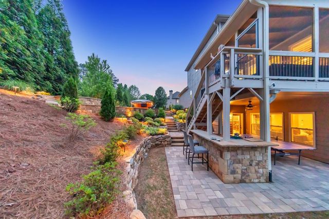 5725 Sunburst Drive, Powder Springs, GA 30127