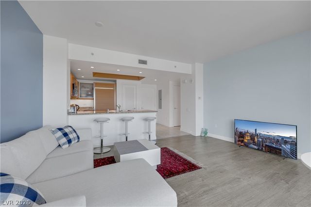322 Karen Avenue 1604, Las Vegas, NV 89109