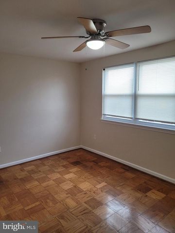 1829 ADDISON RD S, District Heights, MD 20747