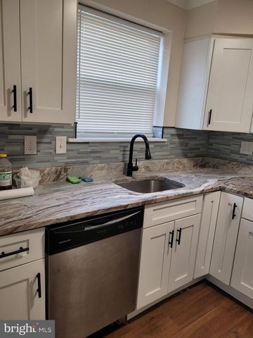 1829 ADDISON RD S, District Heights, MD 20747