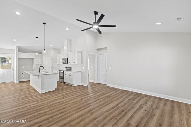 3043 Falcon Court, Deep Run, NC 28525