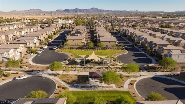 2728 Lindsey Springs Street, Las Vegas, NV 89142