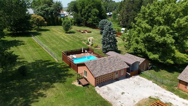 4290 NE 27th Street, Des Moines, IA 50317